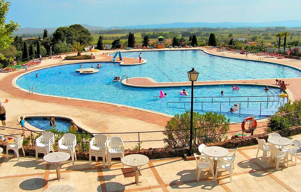 Kamp alanı Camping Castell Montgri II Otel L'Estartit