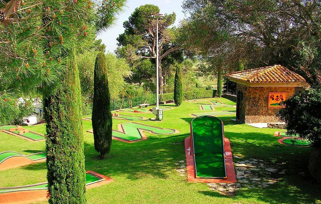 Camping Castell Montgri II Otel L'Estartit İspanya